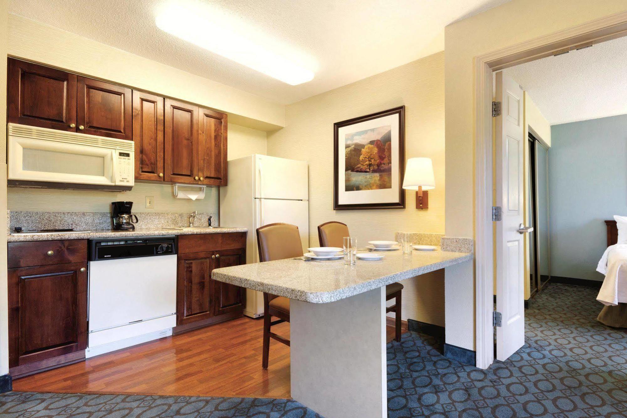 Homewood Suites Nashville Airport Exterior photo
